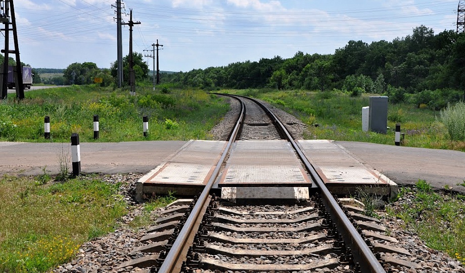 О соблюдении безопасности на железнодорожных переездах