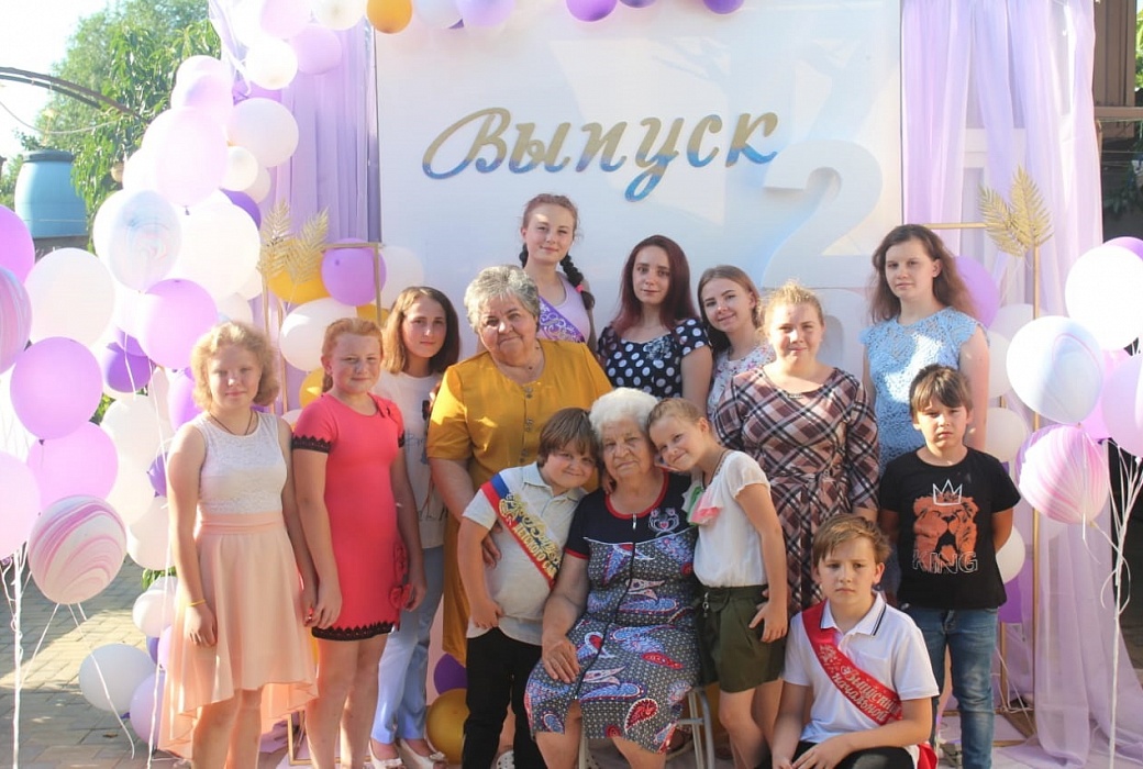 Приемная мама из Новоалександровска воспитывает 13 детей