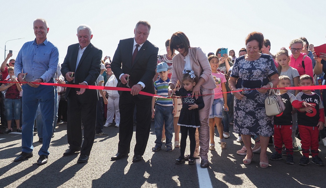 Открытие нового путепровода в городе Изобильном