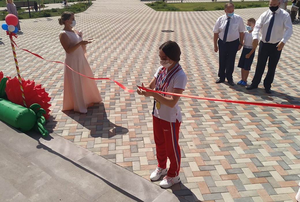 В Новоалександровске состоялось открытие современного физкультурно-оздоровительного комплекса